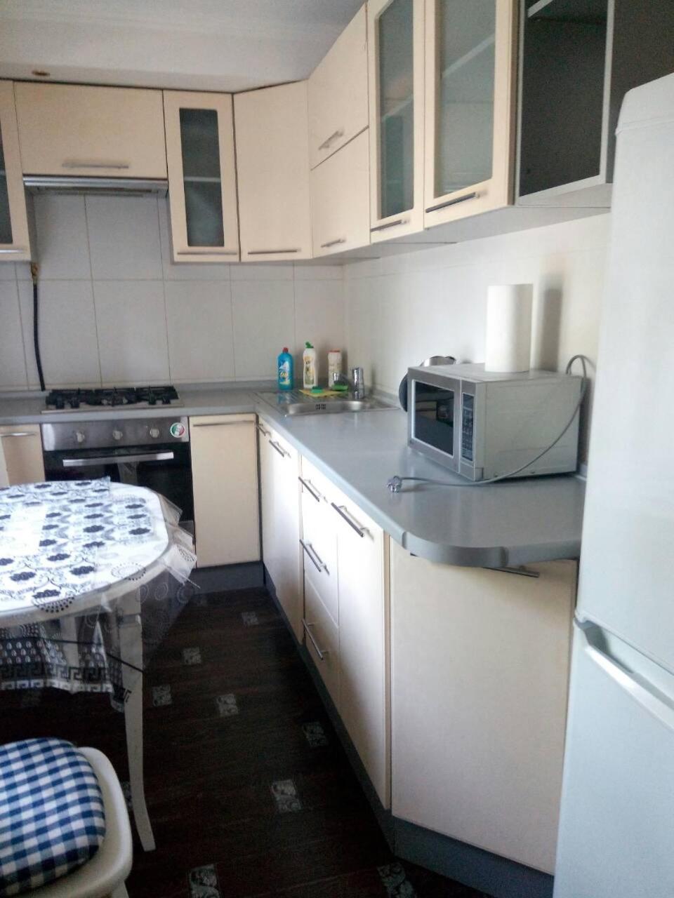Квартира 2 Комн Рядом И-Т Амосова.Метро Олимпийская 3 Остановки Kiev Exterior foto