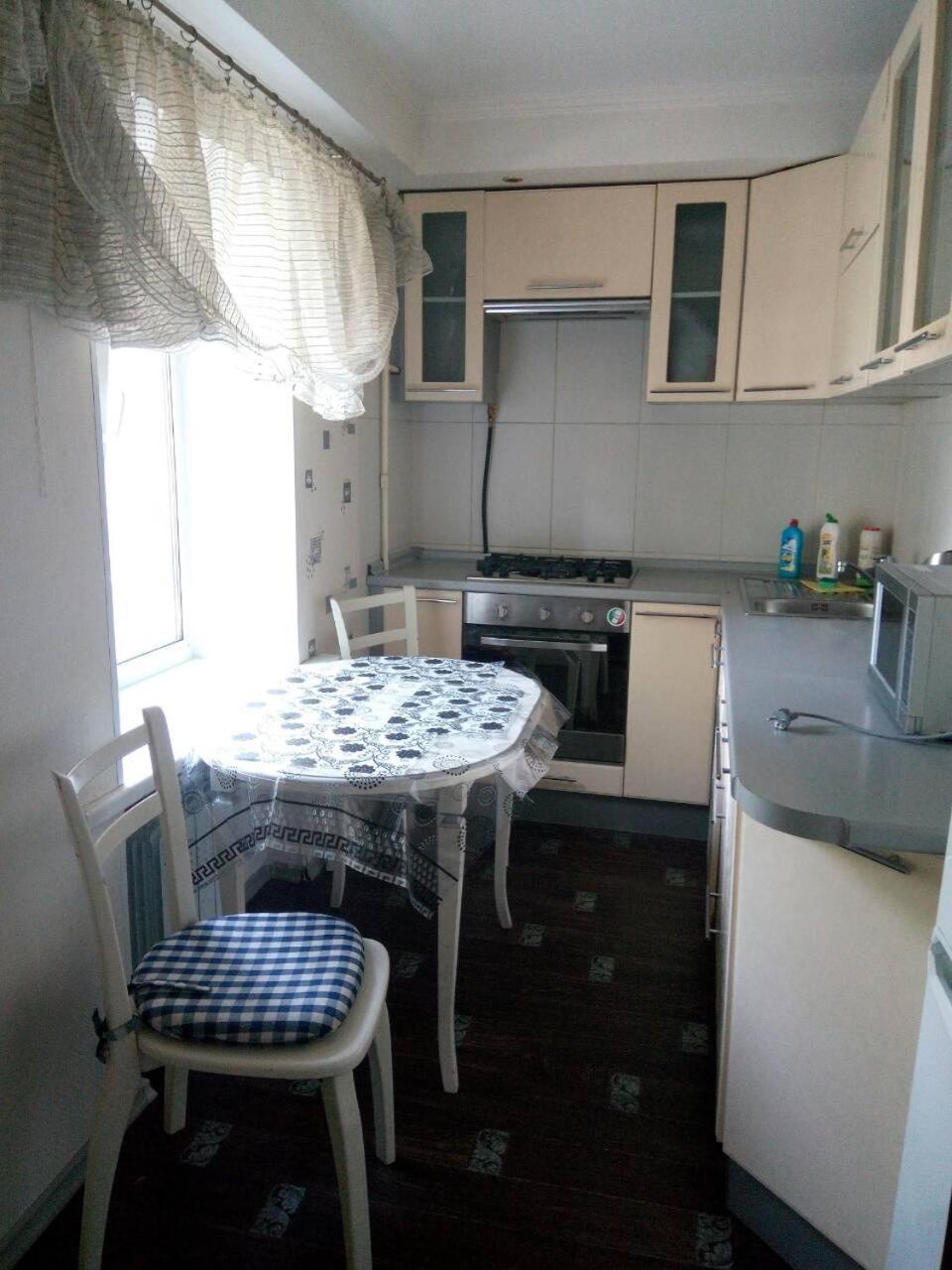 Квартира 2 Комн Рядом И-Т Амосова.Метро Олимпийская 3 Остановки Kiev Exterior foto